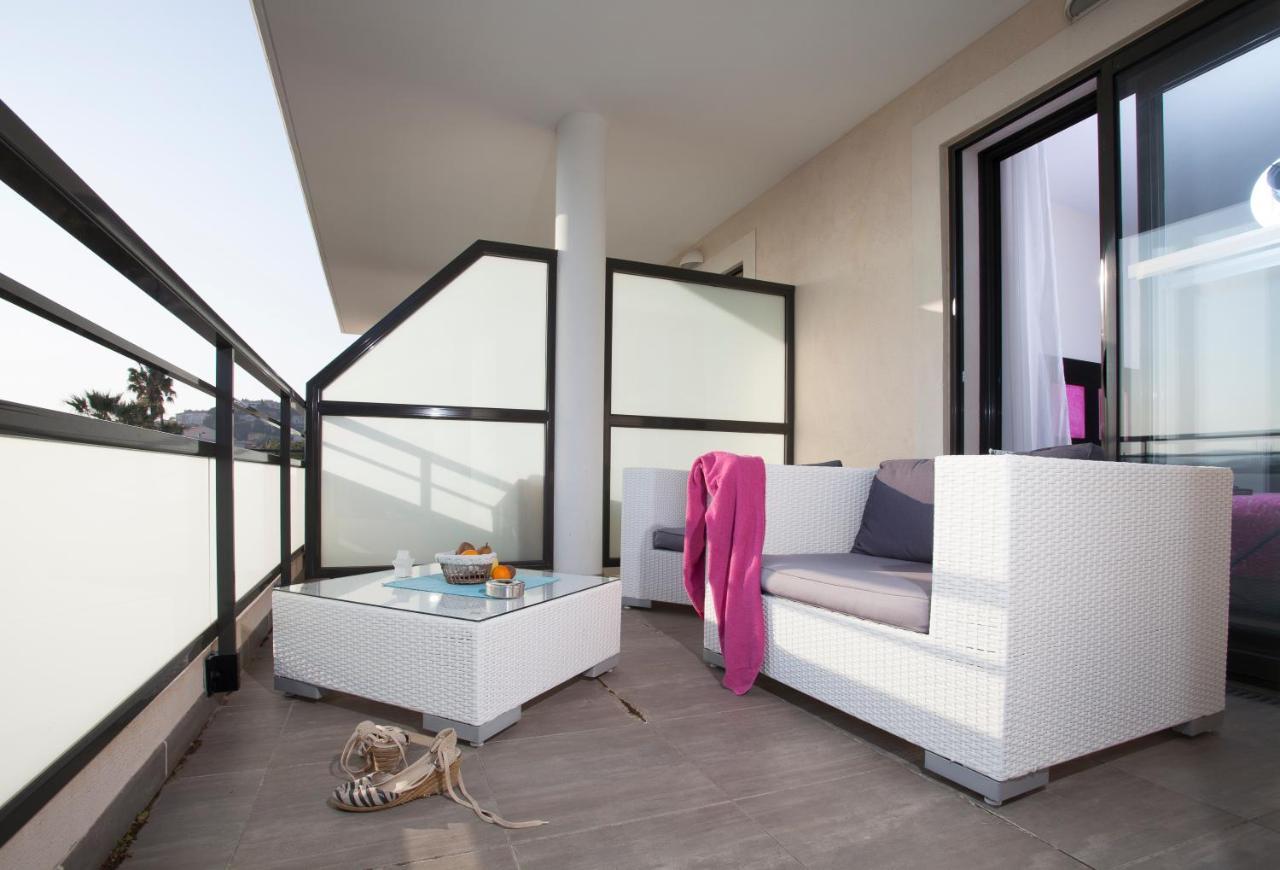 Hotel Baptistin Le Lavandou Zewnętrze zdjęcie