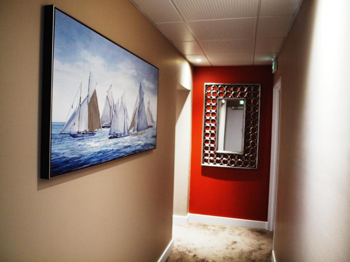 Hotel Baptistin Le Lavandou Zewnętrze zdjęcie